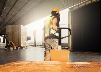 071921 How to Improve Manager-Worker Engagement in the Warehouse BLOG