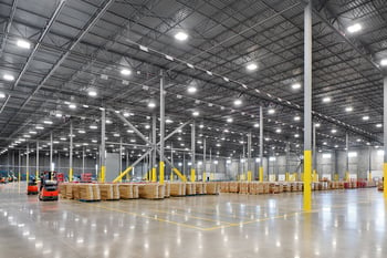 230404-why-you-should-consider-a-3pl-for-your-warehouse-1