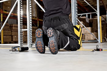 230912-discover-the-best-clothes-for-a-warehouse-job-3