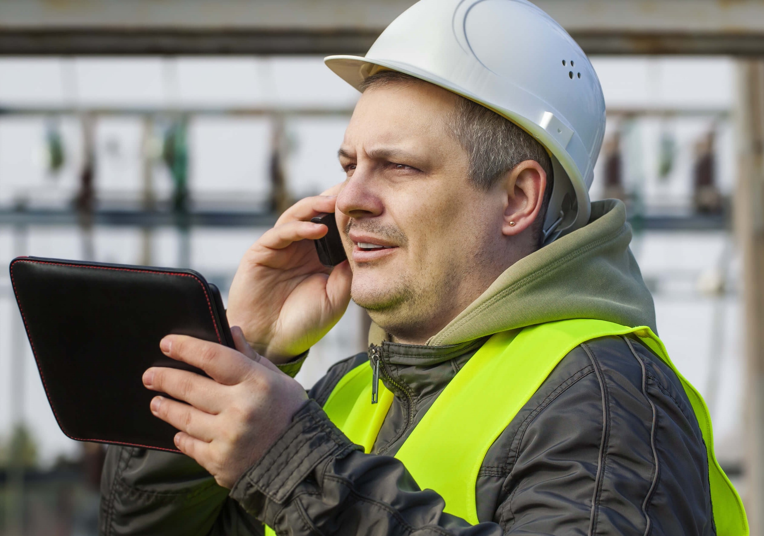 bigstock-Electrician-with-cell-phone-in-60720539 bigstock-Electrician-with-cell-phone-in-60720539